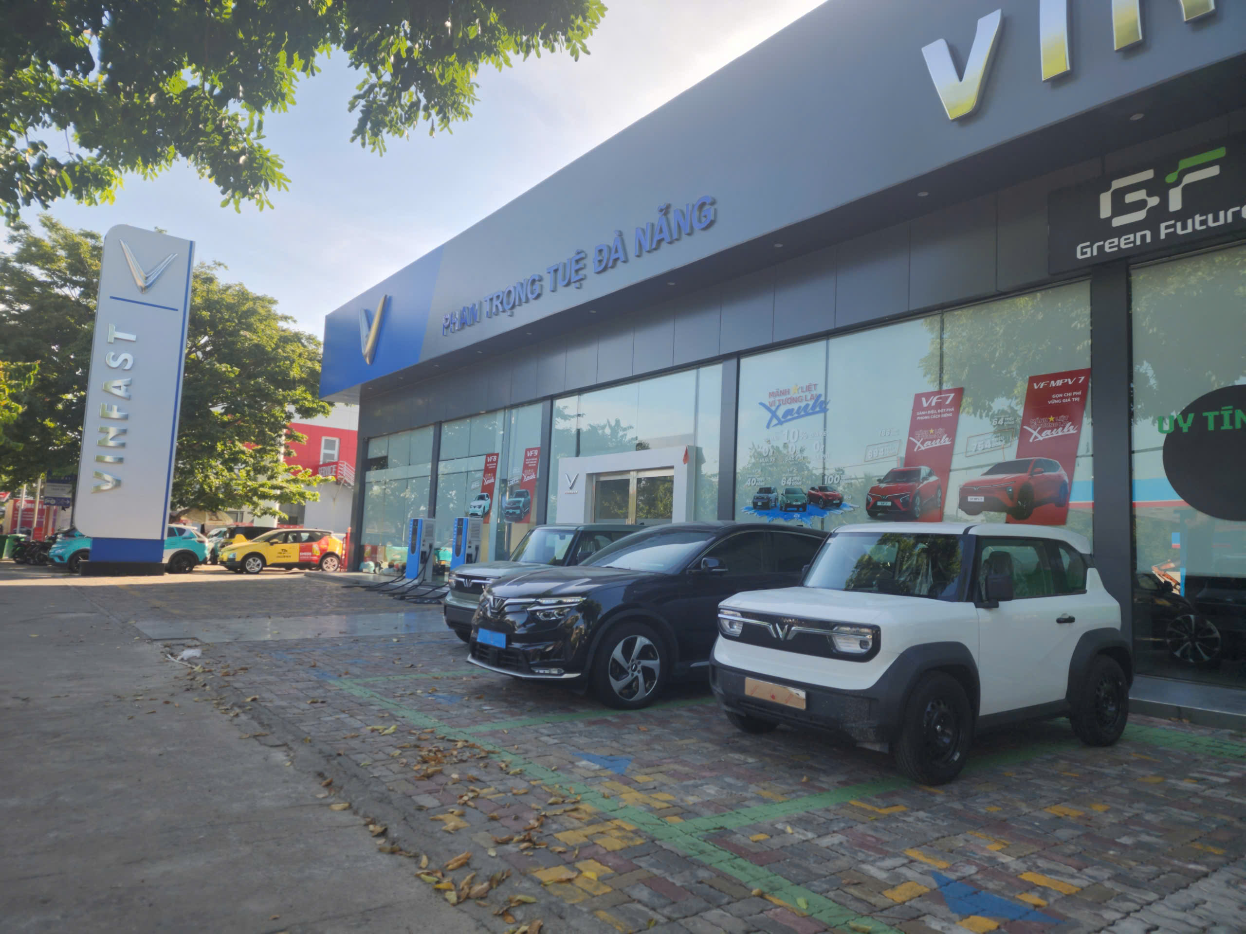 Showroom VinFast Phạm Hùng Đà Nẵng: Địa chỉ, hotline và giờ mở cửa chính thức 28 Showroom VinFast Phạm Hùng Đà Nẵng: Địa chỉ, hotline và giờ mở cửa chính thức Hình ảnh Vinfast Phạm Hùng Đà Nẵng