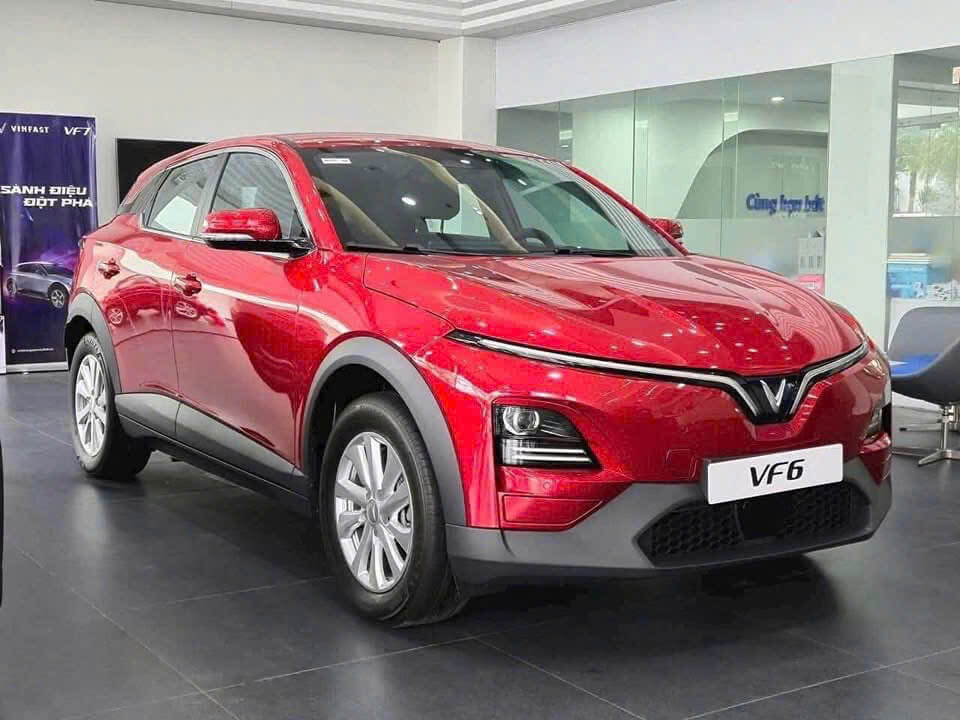 Bảng màu xe VinFast VF6 31 Bảng màu xe VinFast VF6 hình ảnh vinfast vf6 màu đỏ