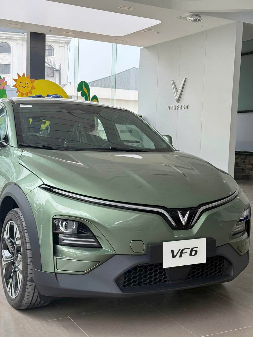 Bảng màu xe VinFast VF6 32 Bảng màu xe VinFast VF6 Hình ảnh vinfast vf6 màu xanh lá nhạt