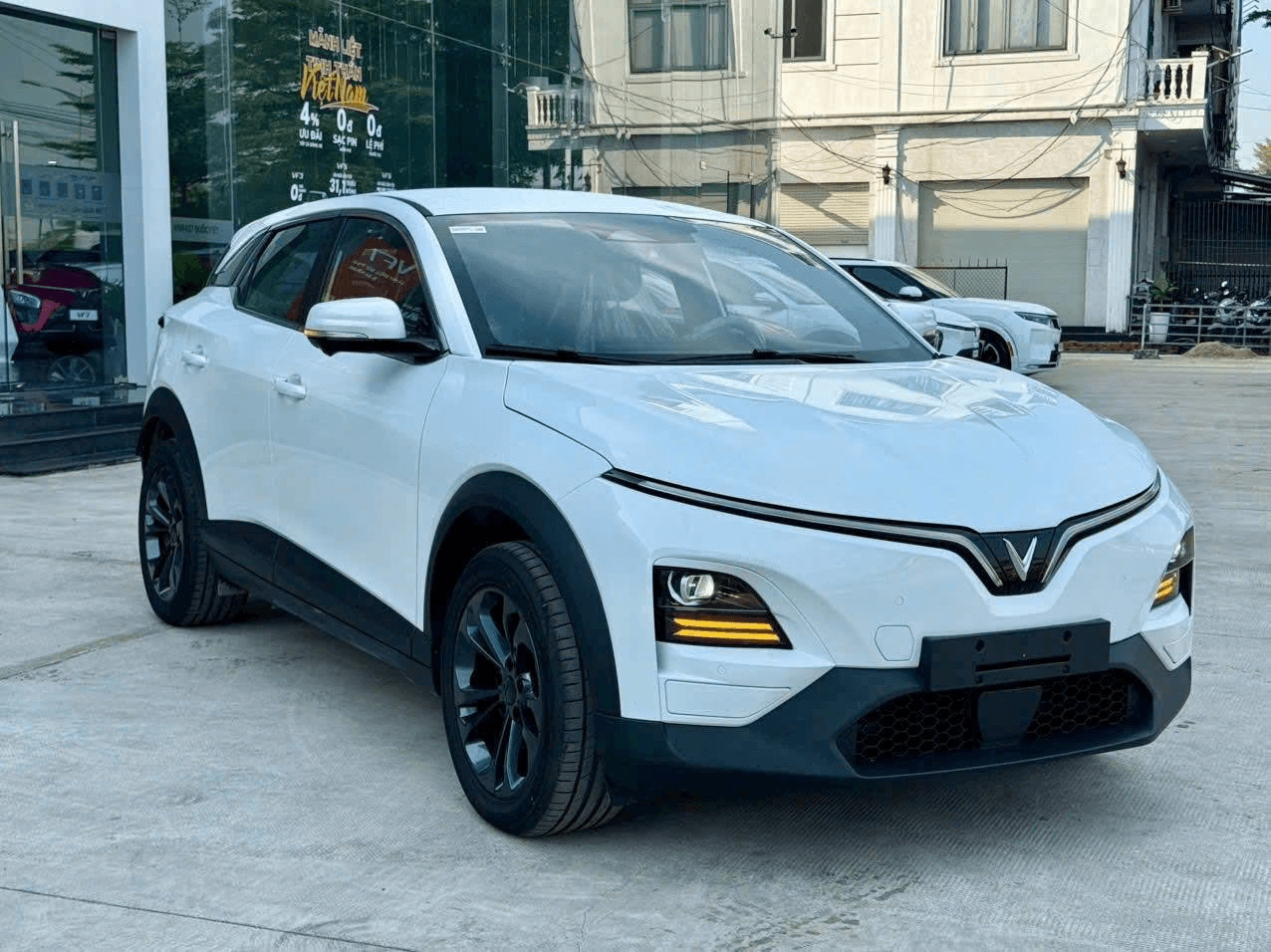 Bảng màu xe VinFast VF 6 Plus 29 Bảng màu xe VinFast VF 6 Plus Hình ảnh vinfast vf6 plus màu trắng